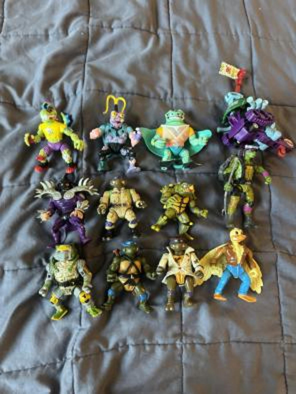 HUGE VINTAGE TEENAGE MUTANT NINJA TURTLES LOT 90% COMPLETE TMNT