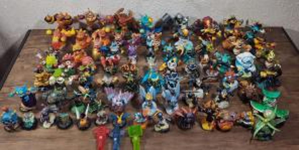kylanders starter bundle mega lot 100 figures over 20 lbs characters